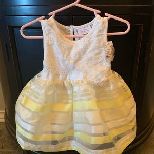 NWT Children's place yellow and white dress